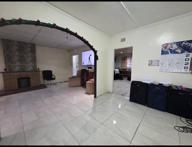 3 BEDROOM HOUSE FOR SALE IN VANDERBIJLPARK SE 1